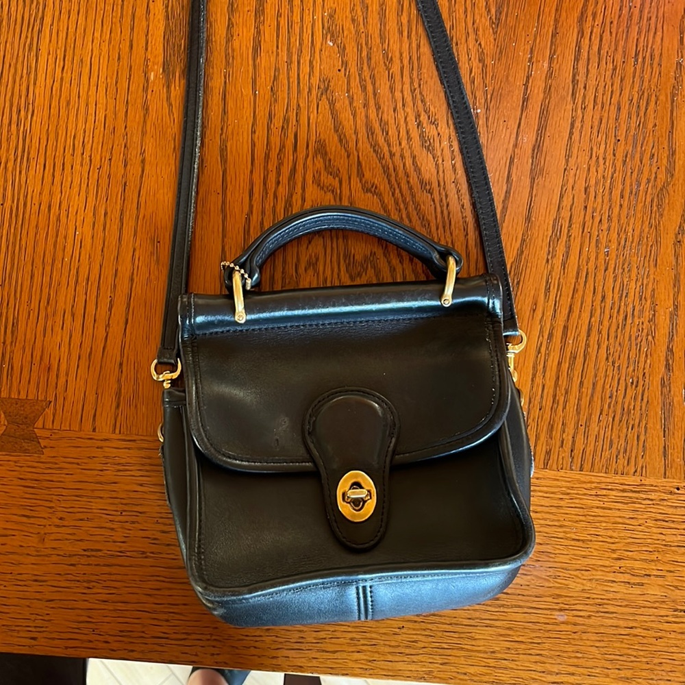 Vintage Coach Black Mini Willis Winnie Crossbody